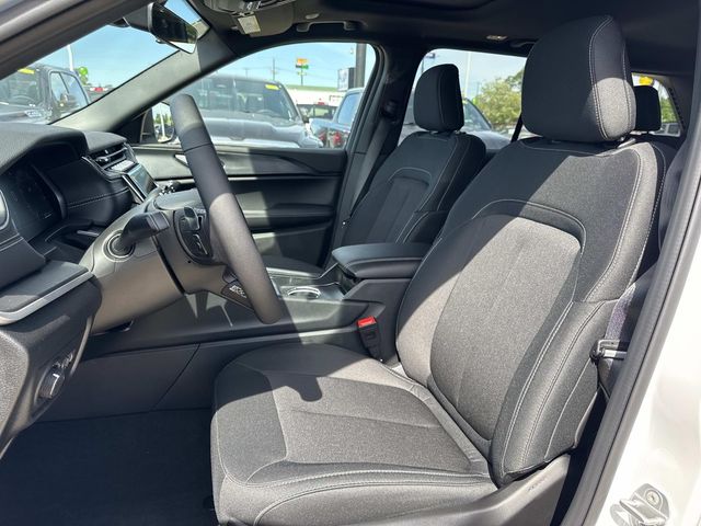 New 2026 White Jeep Laredo X image 16