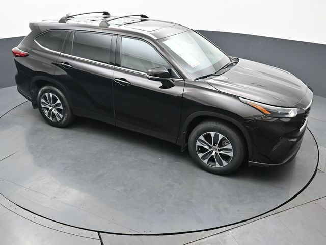 2022 Toyota Highlander XLE 48