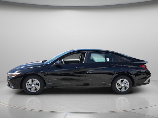 2026 Hyundai Elantra - $21,659