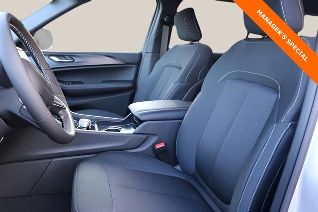 New Car 2025 Jeep Grand Cherokee L  Laredo X For Sale Under $35,000 In Austin, Texas