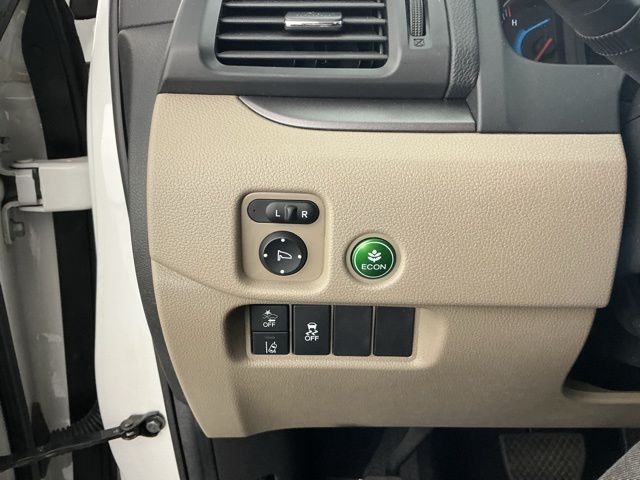 used 2021 Honda Pilot car, priced at $23,989