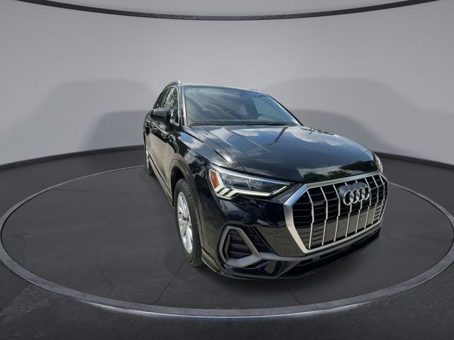 2025 Audi Q3 - $27,277