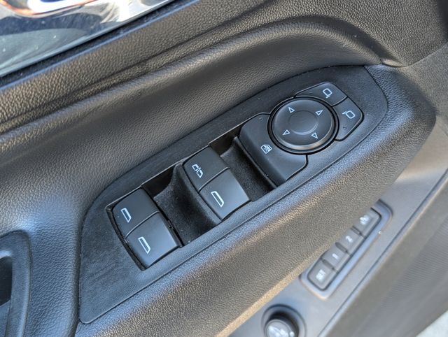 Used 2020 White Chevrolet LT image 11