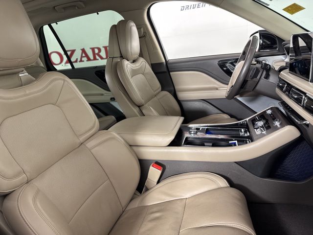 2022 Radiance Lincoln Aviator Plug-In Hybrid Grand Touring AWD SUV
