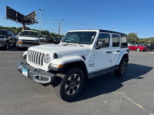 2018 Bright White Clearcoat Jeep Wrangler Unlimited Sahara 4X4 SUV