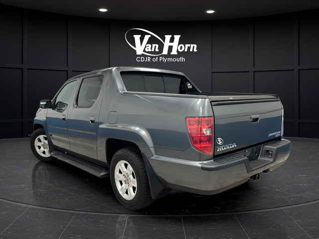 Used 2011 Polished Metal Metallic Honda RTS image 5