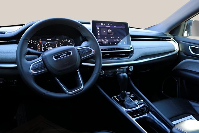 Used Car 2024 Jeep Compass  Latitude For Sale Under $25,000 In Austin, Texas