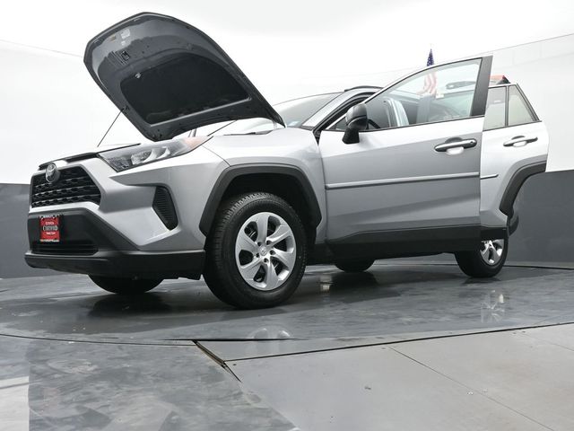 2021 Toyota RAV4 LE 47