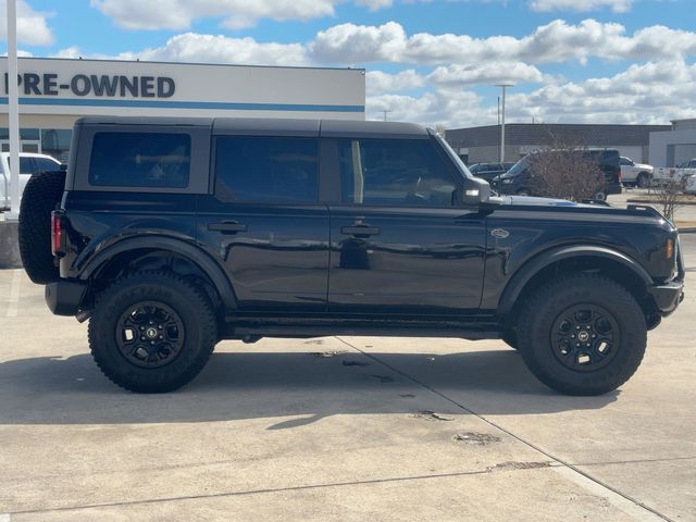 Used 2023 Black Ford Wildtrak image 2