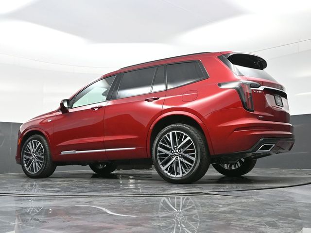 2025 Cadillac XT6 Sport photo