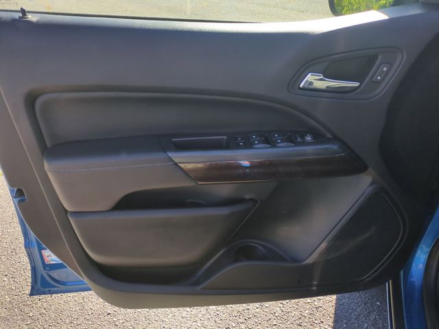 Used 2021 Blue GMC Elevation image 12