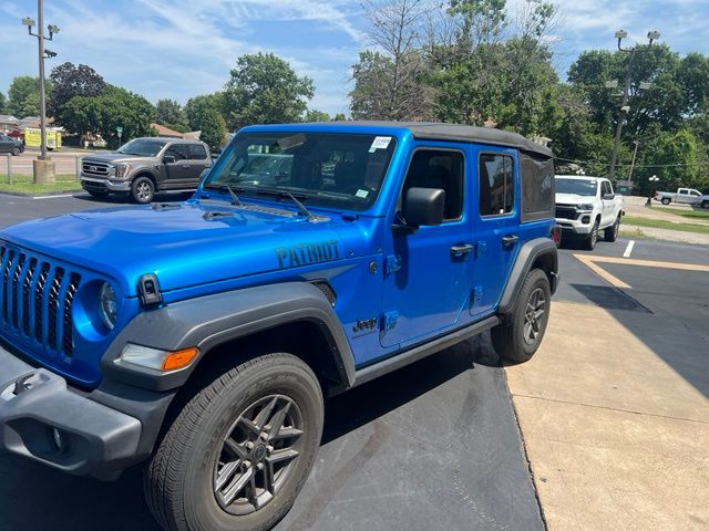 Hydro Blue Pearl Coat 2024 Jeep Wrangler SUV / Crossover Four-Wheel Drive 8-Speed Automatic