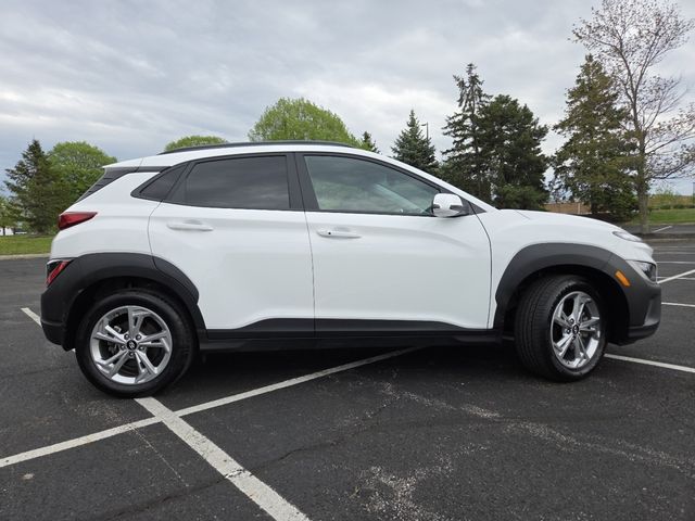Used 2023 White Hyundai SEL image 22
