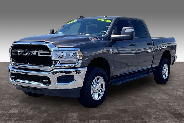 2024 RAM 2500 Tradesman Crew Cab 4WD