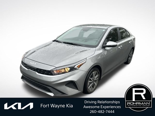  2023 Kia Forte LXS FWD   