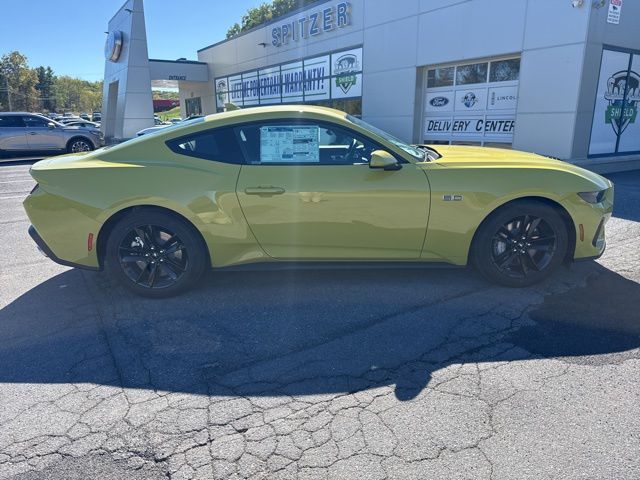 New 2025 Yellow Ford GT image 4