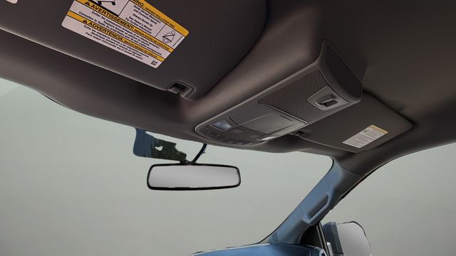 Used 2018 Red Ford XLT image 29