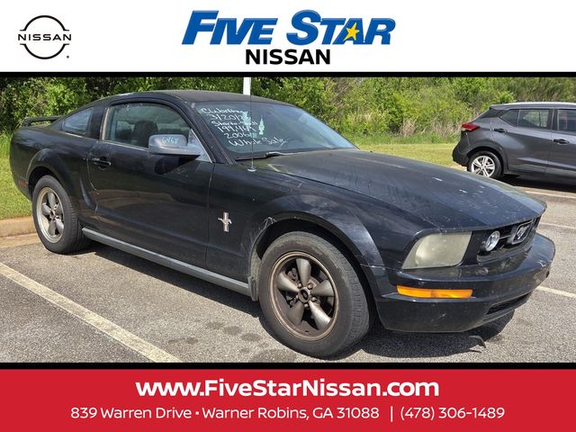 2006 Ford Mustang V6 Deluxe Coupe RWD