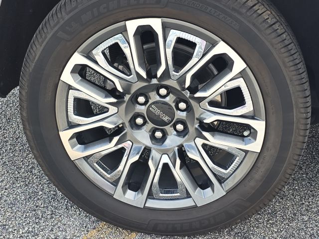 2024 GMC Yukon Denali Ultimate:46497A
