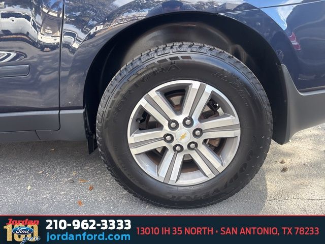Used Car 2015 Chevrolet Traverse  2lt For Sale Under $10,000 In San Antonio, Texas
