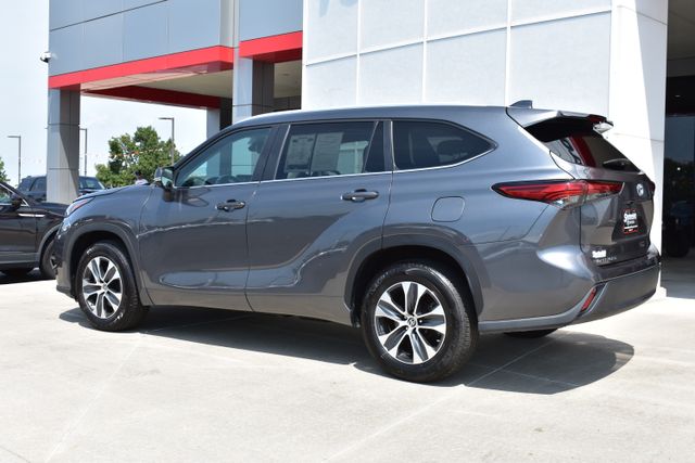 Used 2023 Toyota Highlander Hybrid SUV