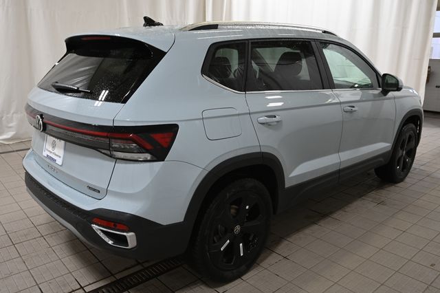 New 2026 Gray Volkswagen 1.5T SEL image 13