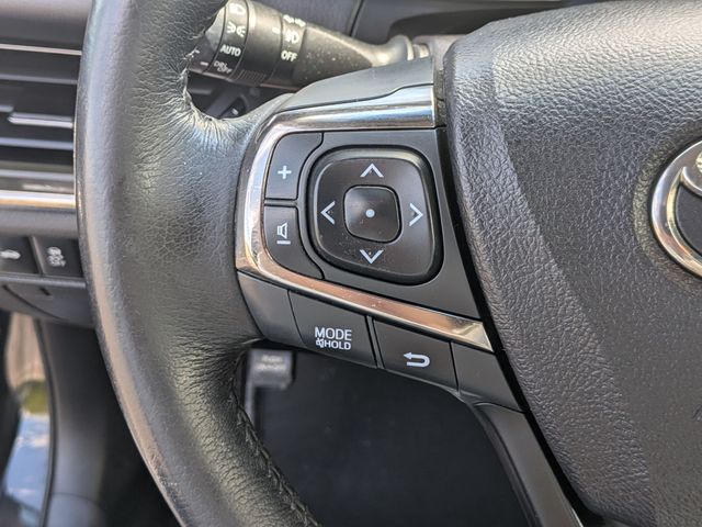 2015 Toyota Avalon Hybrid - Image 20