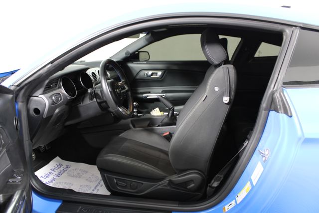 2022 Ford Mustang GT photo