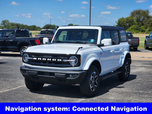 2024 Ford Bronco Outer Banks 4