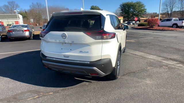 2023 Nissan Rogue SL 2