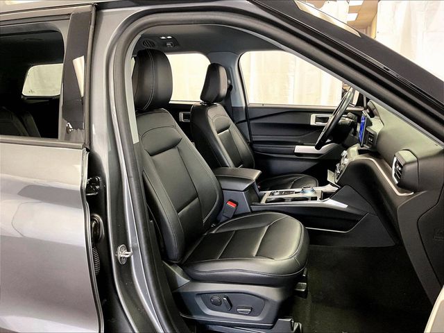 2022 Ford Explorer XLT Gray at South Hills CDJR
