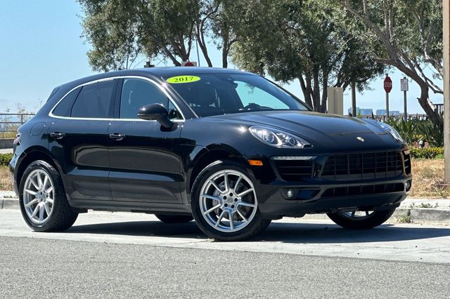 Black 2017 Porsche Macan SUV / Crossover All-Wheel Drive 7-Speed Automatic