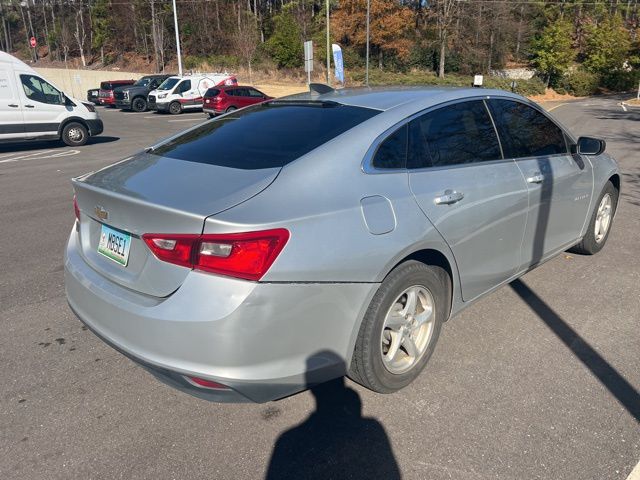 2017 Chevrolet Malibu LS 6