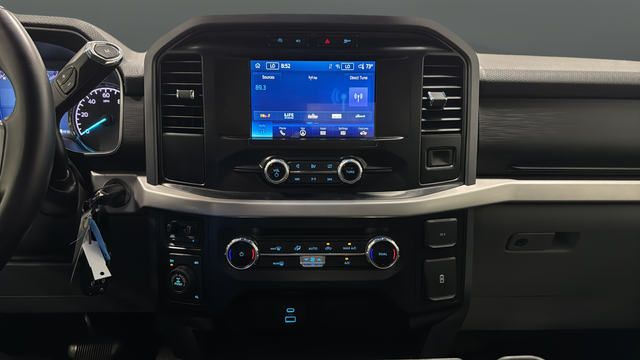 Used 2023 Oxford White Ford XLT image 12