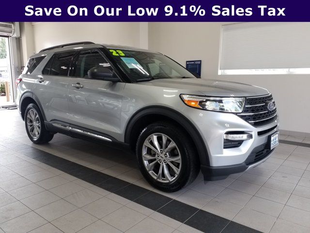 Silver Metallic 2023 Ford Explorer SUV / Crossover All-Wheel Drive Automatic