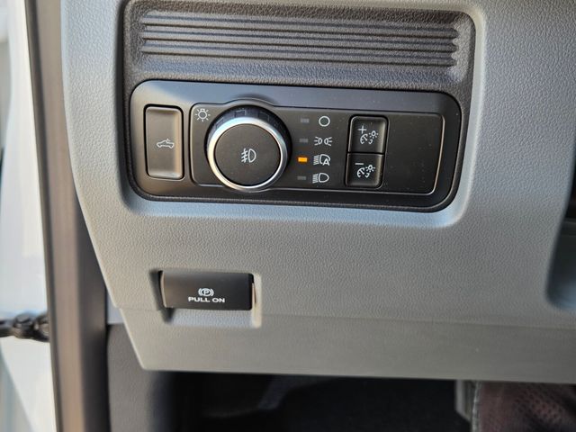 New 2026 Ford Super Duty F-450 Chassis Regular Cab (DRW) 169" Wheelbase XL