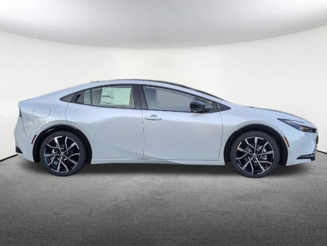 2024 Toyota Prius Prime XSE Premium 2