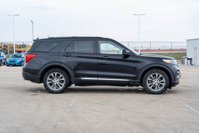 2022 Ford Explorer Limited 8