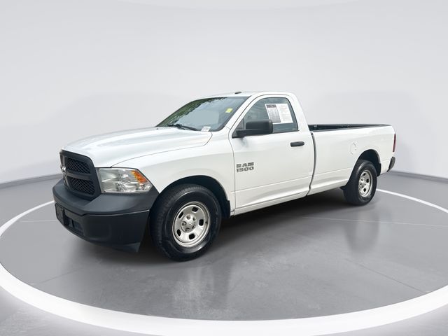 Bright White Clearcoat 2018 RAM 1500 Pickup Truck 8-Speed Automatic