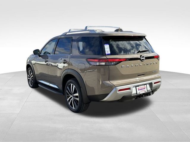 2024 Nissan Pathfinder Platinum 2