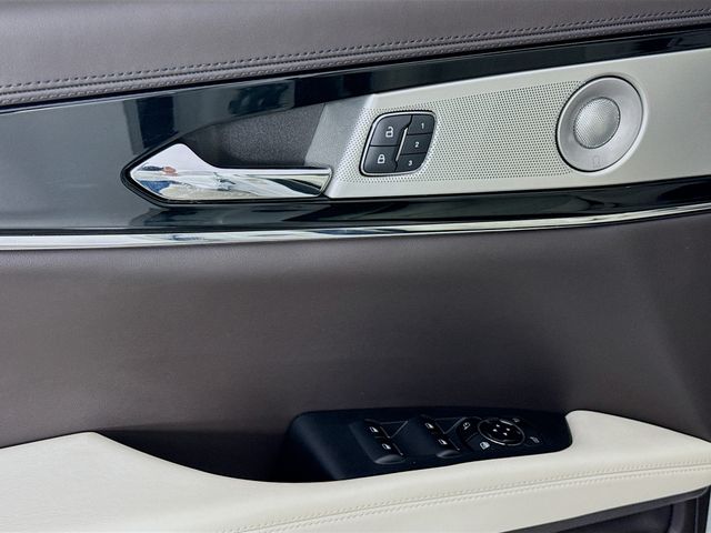 2022 Pristine White Metallic Tri-Coat Lincoln Nautilus Black Label AWD SUV
