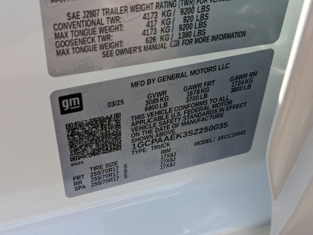 2025 Chevrolet Silverado 1500 WT photo