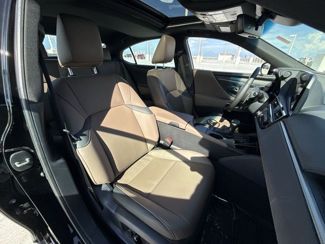 2024 Lexus ES - $42,888