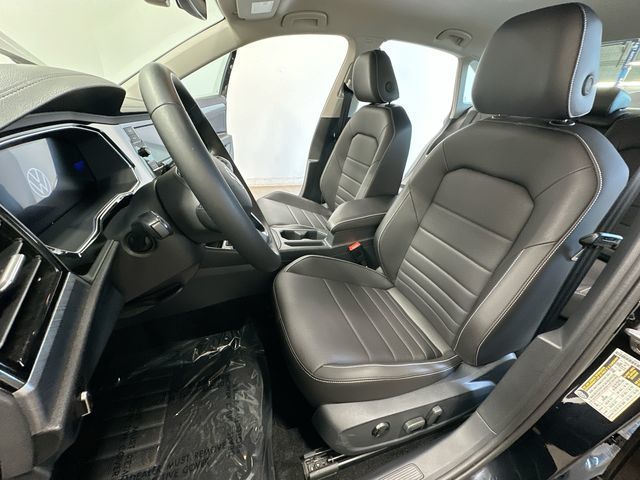 2024 Volkswagen Jetta 1.5T SE  at Sutliff Volkswagen