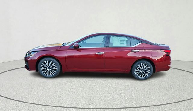 2025 Nissan Altima