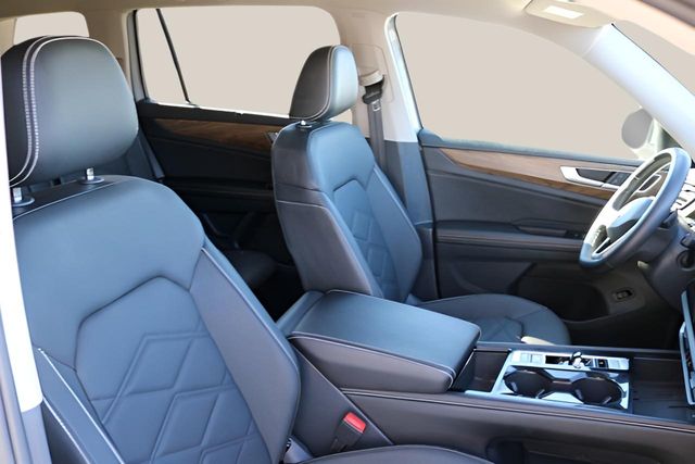 Used Car 2025 Volkswagen Atlas  2.0t Se W/technology For Sale Under $35,000 In Austin, Texas