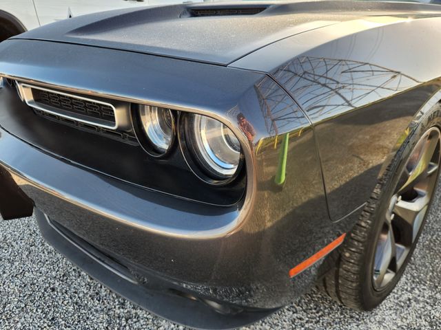 2018 Dodge Challenger SXT - 4