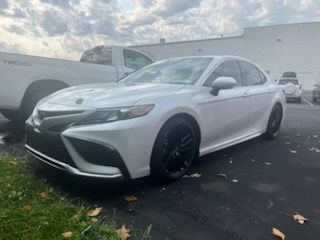 White (Wind Chill Pearl) 2024 Toyota Camry Sedan 8-Speed Automatic