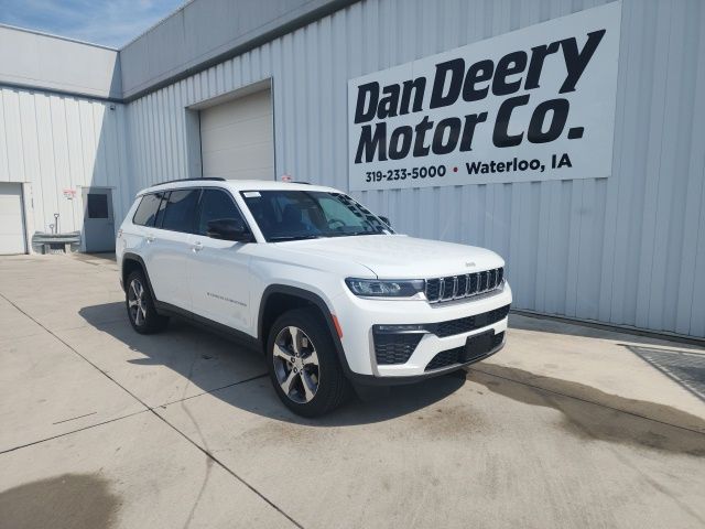 Bright White Clearcoat 2026 Jeep Grand Cherokee L SUV / Crossover Four-Wheel Drive 8-Speed Automatic
