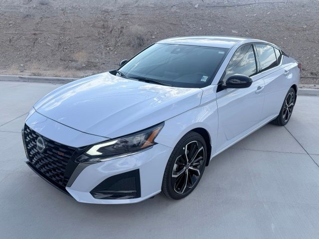 Gray Sky Pearl 2025 Nissan Altima Sedan Front-Wheel Drive Continuously Variable Transmission